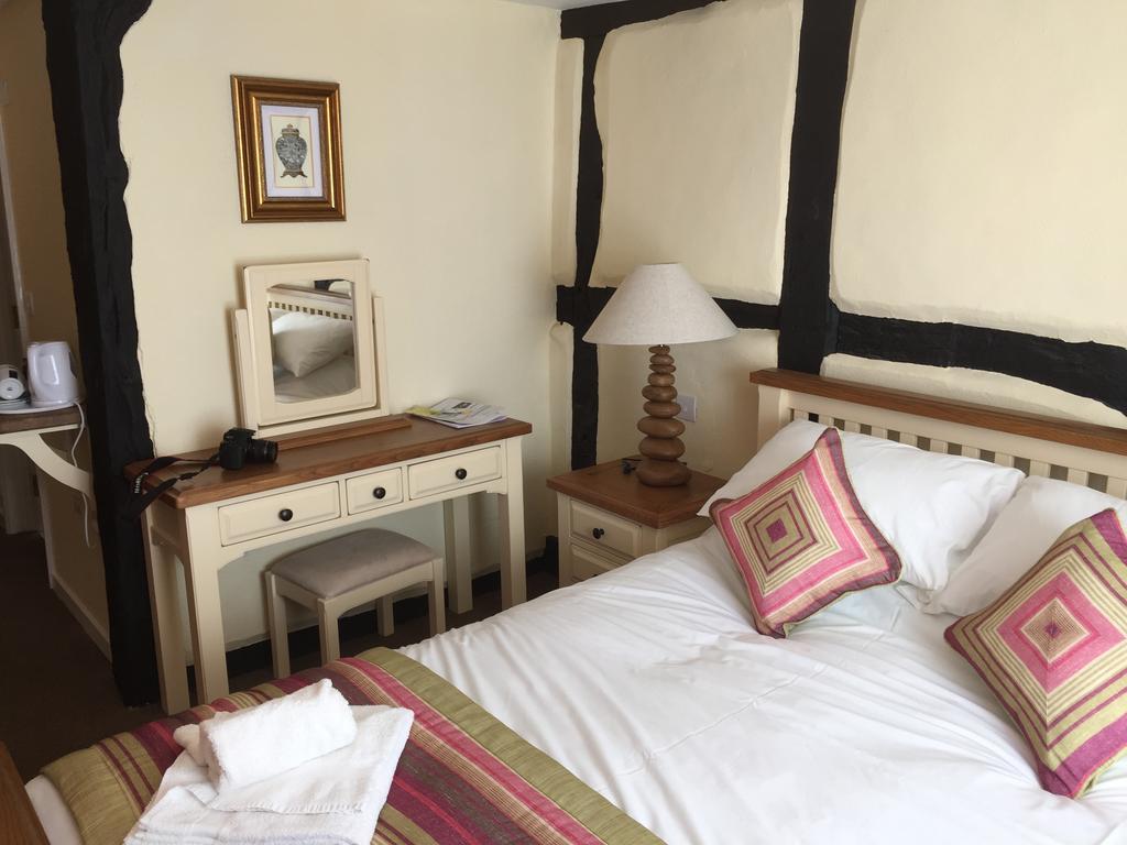 탈봇 호텔 Cleobury Mortimer 외부 사진